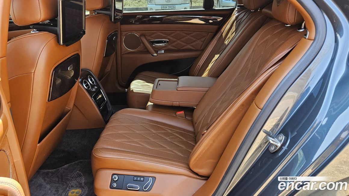Bentley Flying Spur 2015