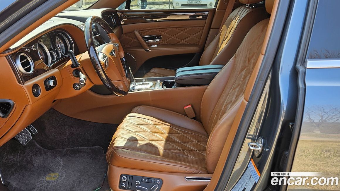 Bentley Flying Spur 2015