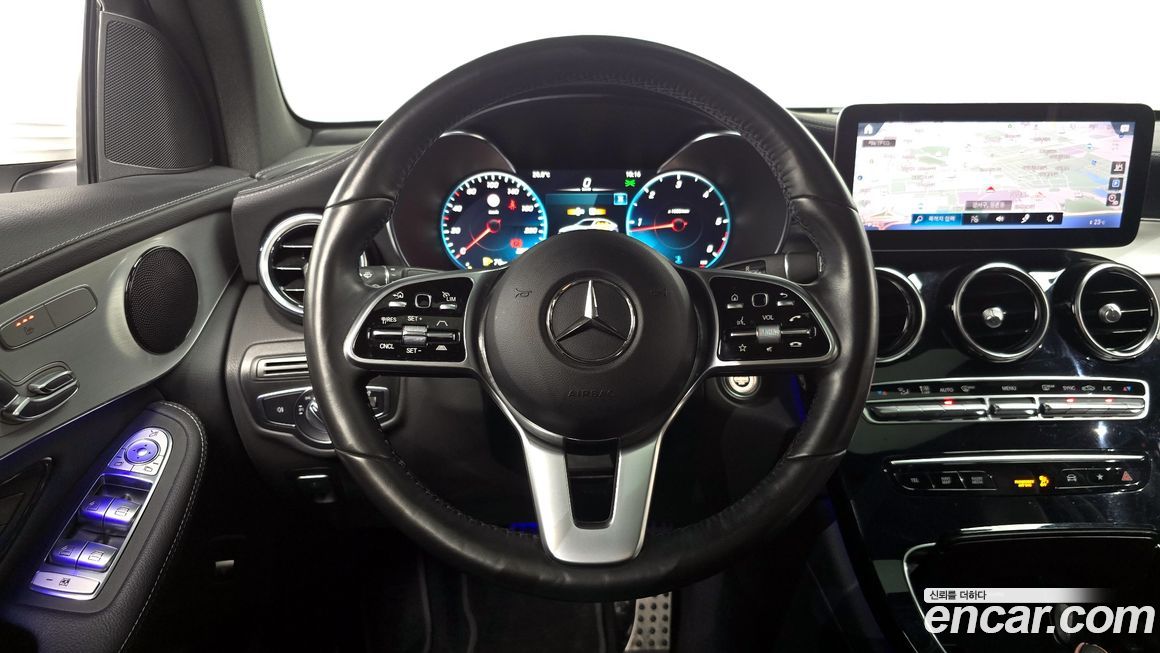 Mercedes-Benz GLC-Class 2022