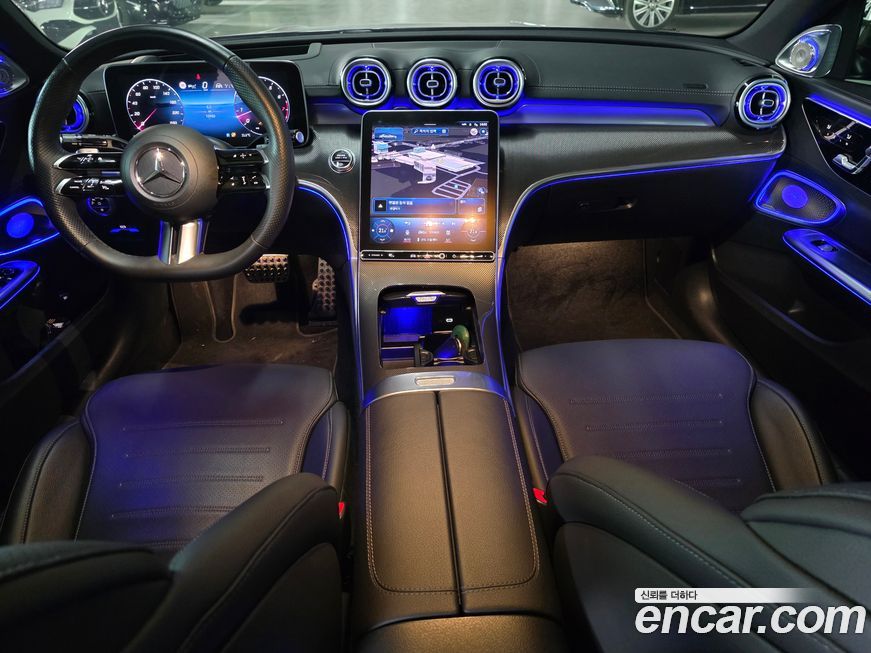 Mercedes-Benz C-Class 2024
