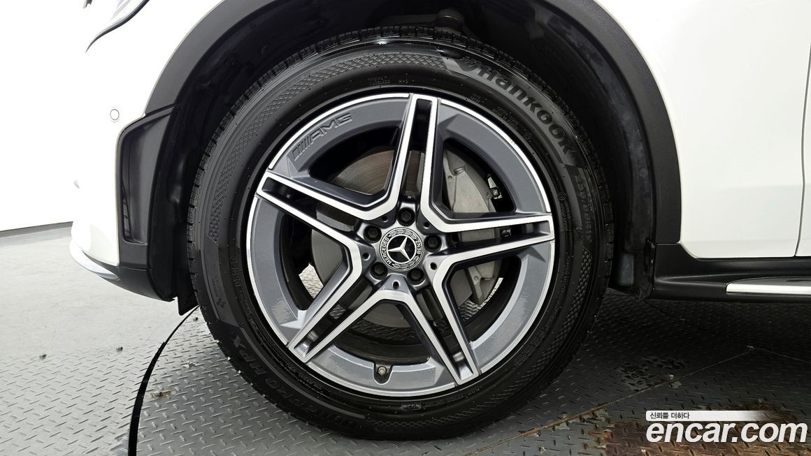 Mercedes-Benz GLC-Class 2022