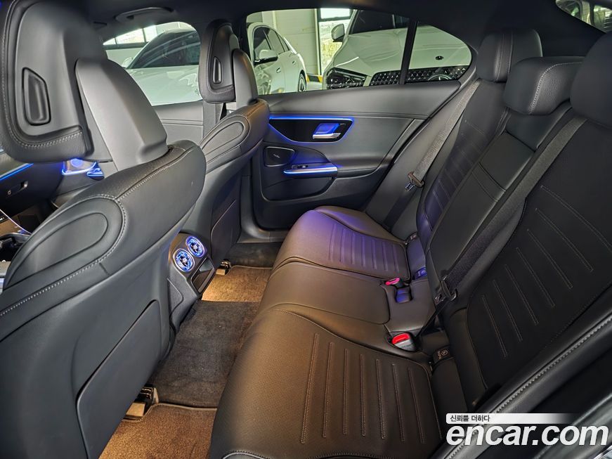 Mercedes-Benz C-Class 2024