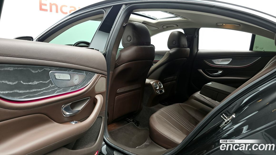 Mercedes-Benz CLS-Class 2020