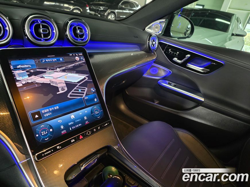 Mercedes-Benz C-Class 2024