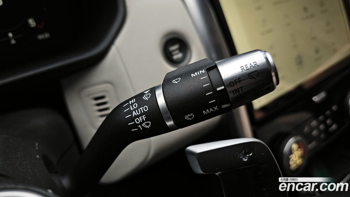 Land Rover Discovery 2022