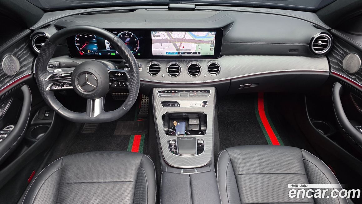 Mercedes-Benz E-Class 2023