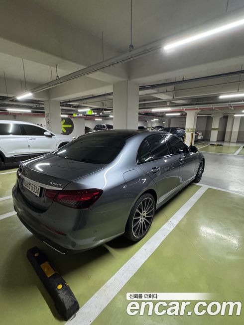 Mercedes-Benz E-Class 2023