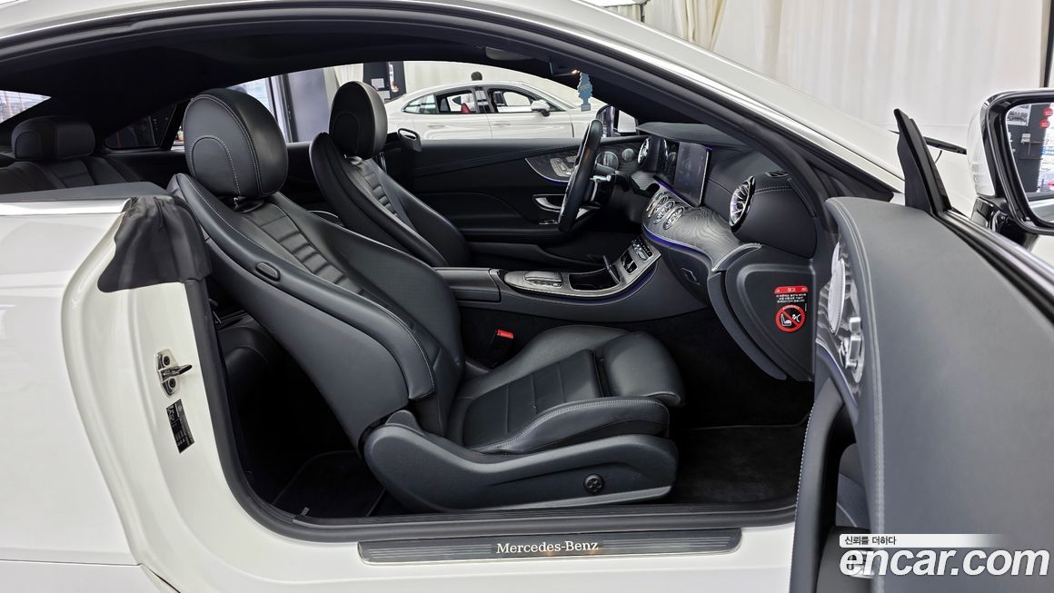 Mercedes-Benz E-Class 2021