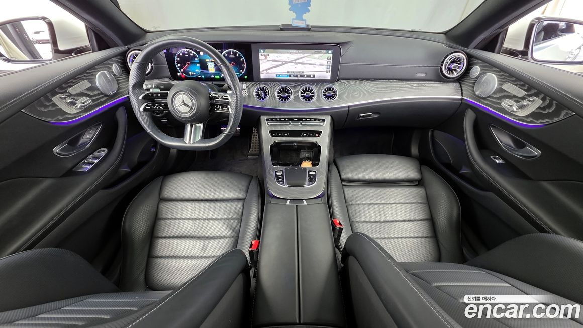 Mercedes-Benz E-Class 2021