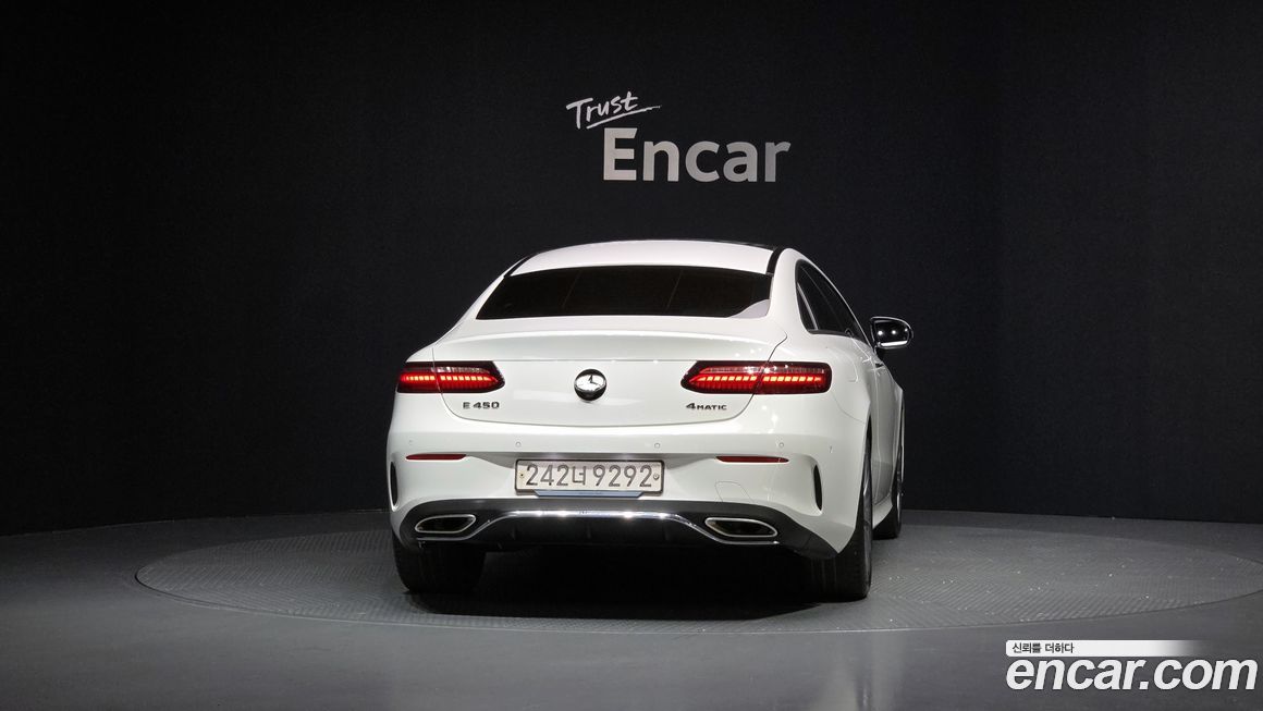 Mercedes-Benz E-Class 2021