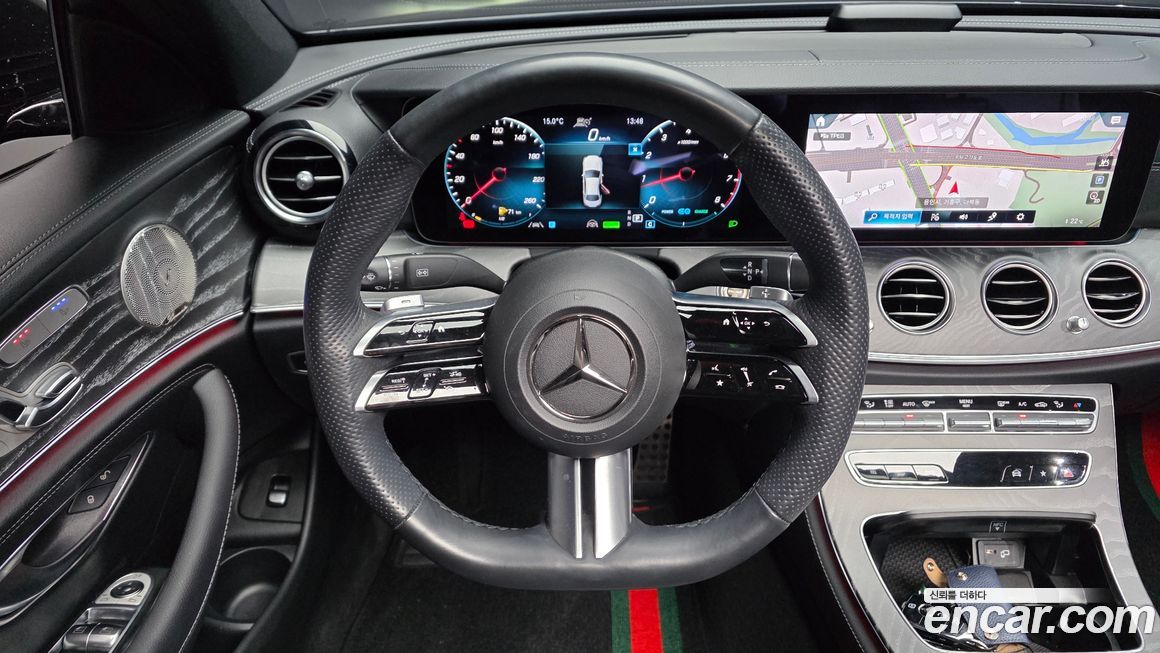 Mercedes-Benz E-Class 2023