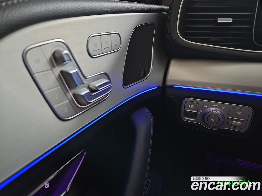 Mercedes-Benz GLE-Class 2021