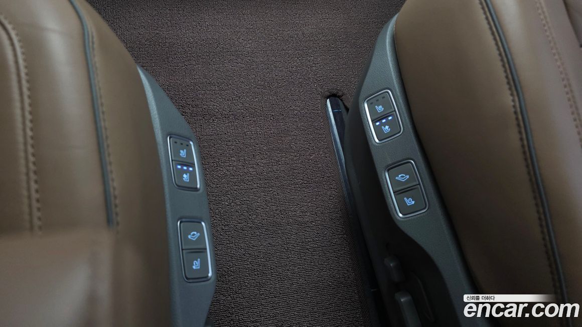 Hyundai Staria 2025