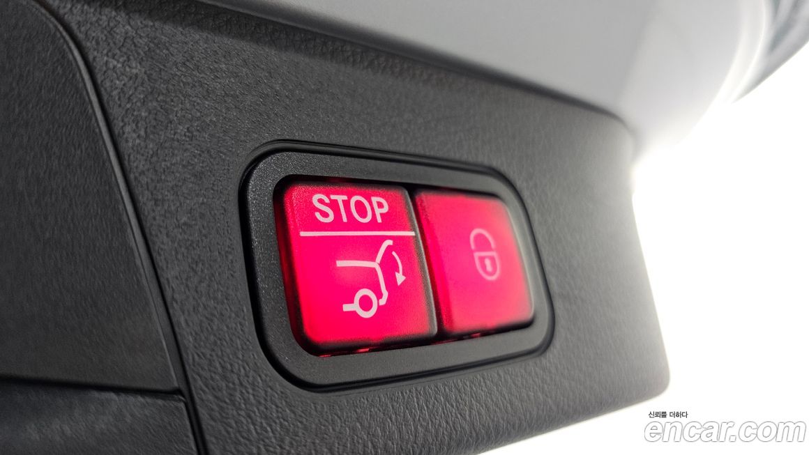 Mercedes-Benz EQB 2026