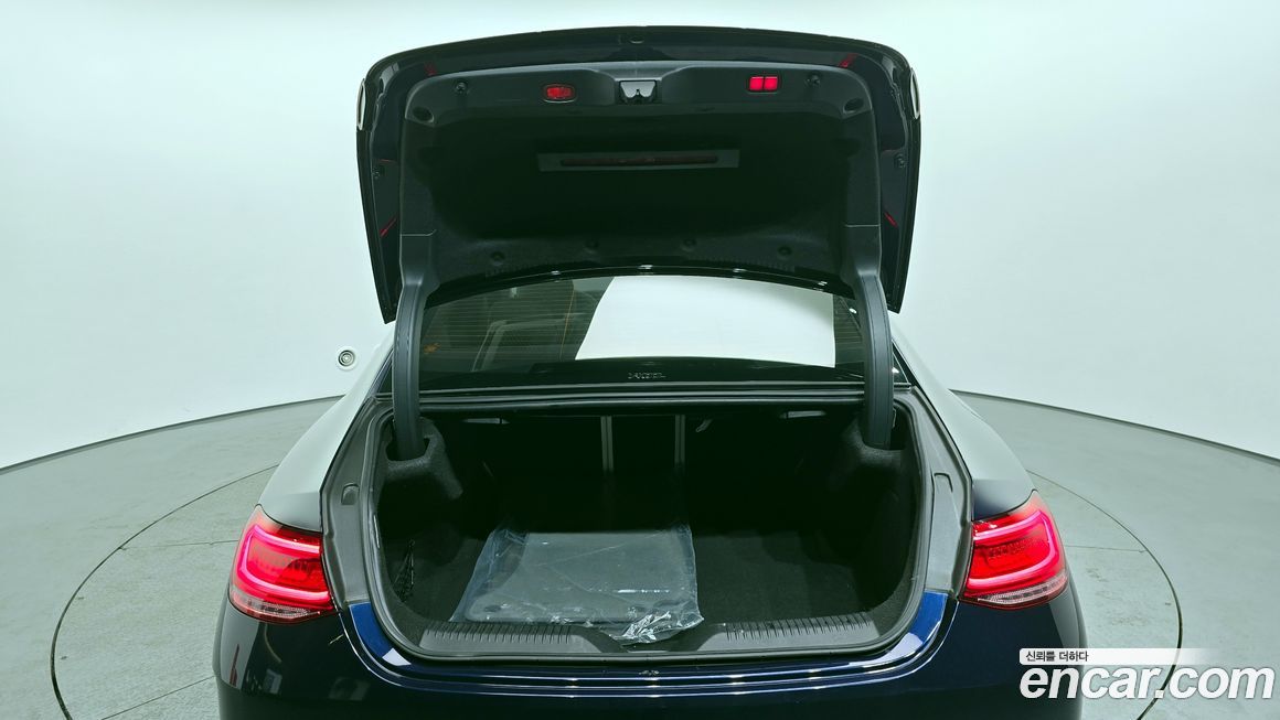 Mercedes-Benz CLS-Class 2021