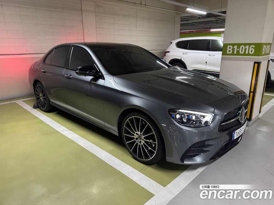 Mercedes-Benz E-Class 2023
