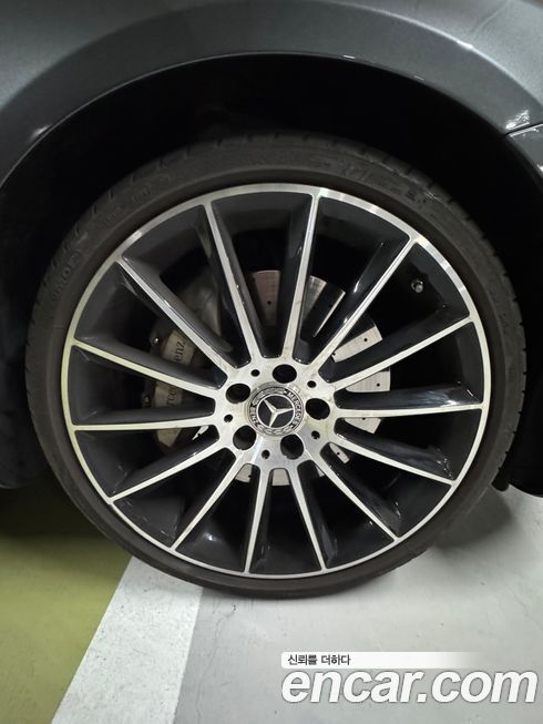 Mercedes-Benz E-Class 2023