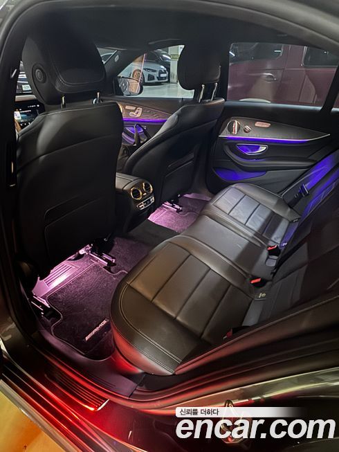 Mercedes-Benz E-Class 2023