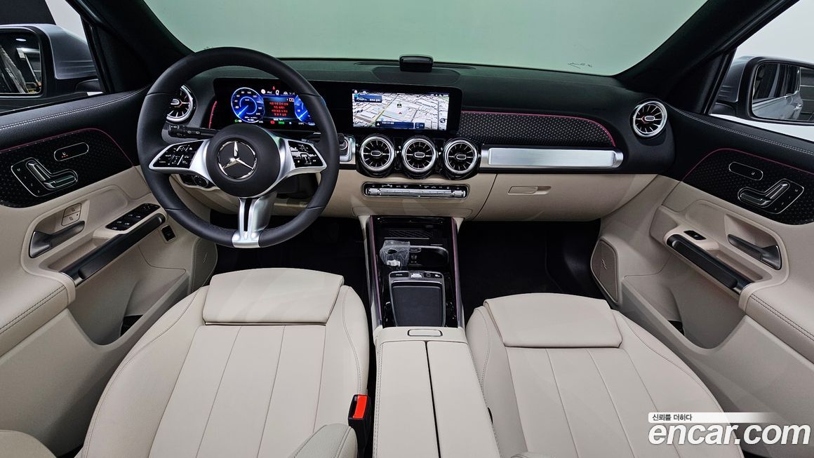 Mercedes-Benz EQB 2026