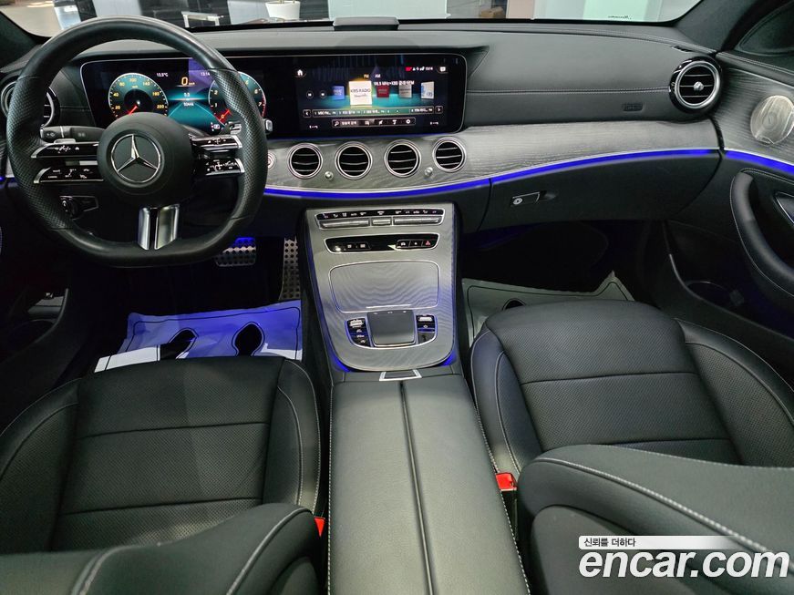 Mercedes-Benz E-Class 2022