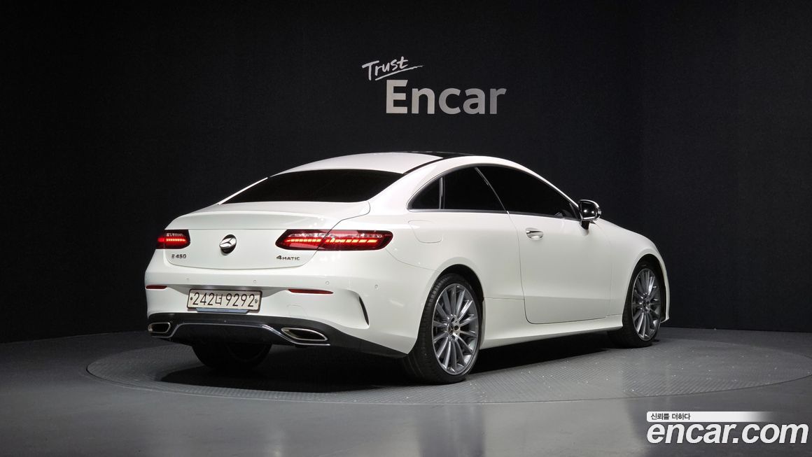 Mercedes-Benz E-Class 2021