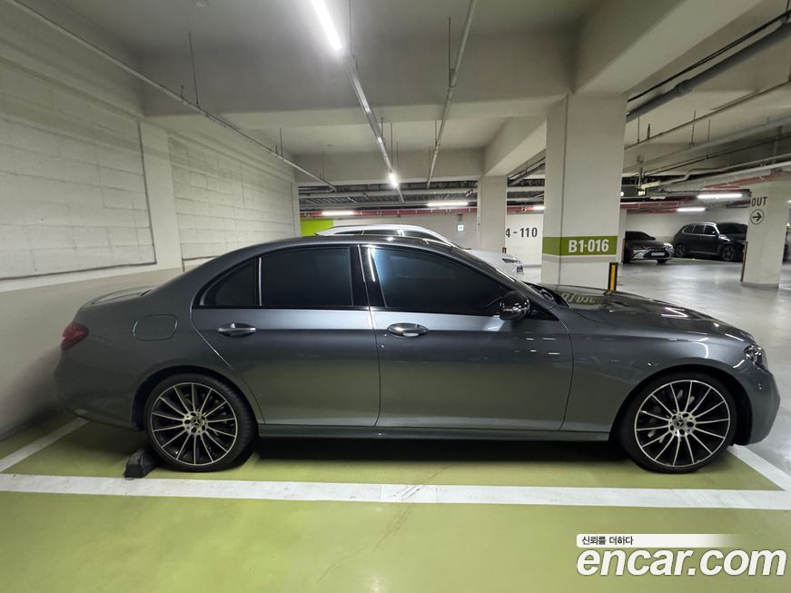 Mercedes-Benz E-Class 2023