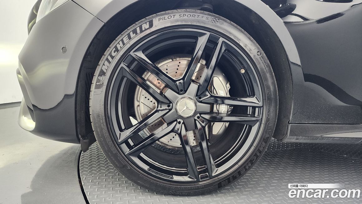 Mercedes-Benz E-Class 2019