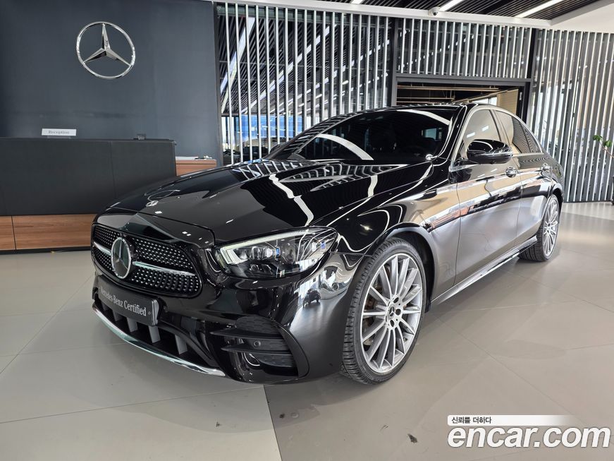Mercedes-Benz E-Class 2022