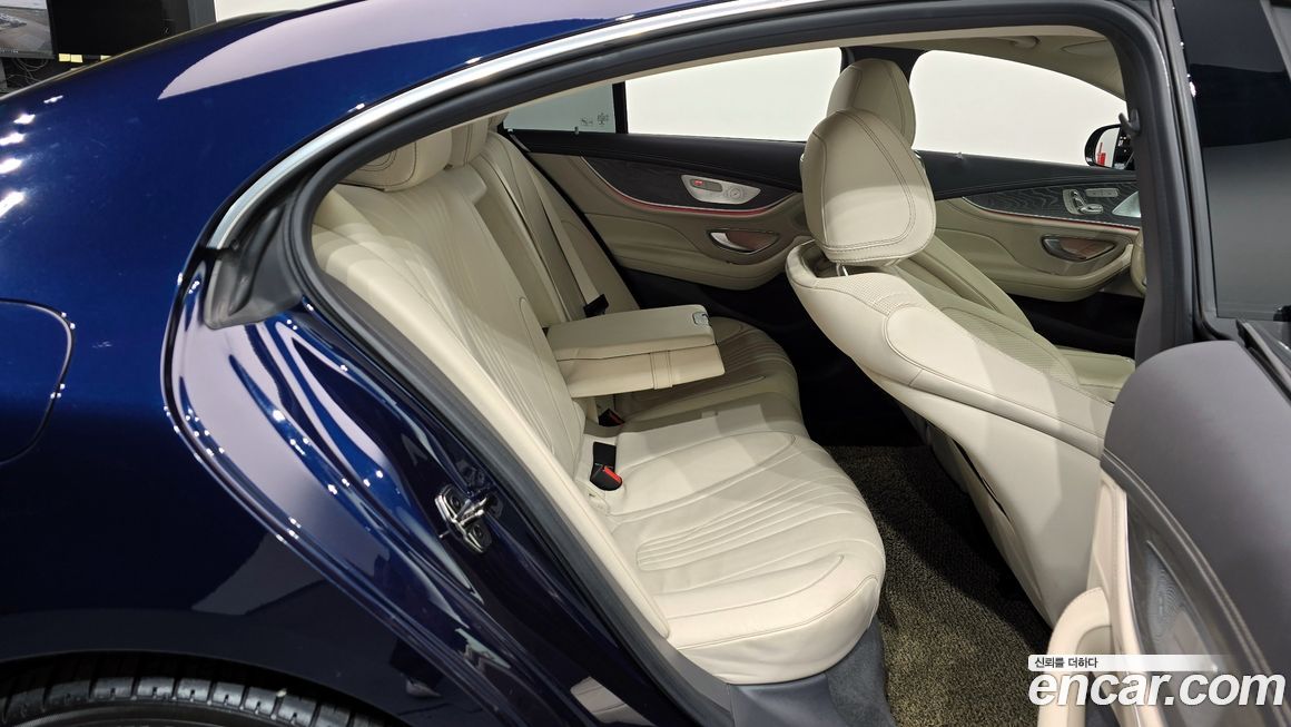 Mercedes-Benz CLS-Class 2021