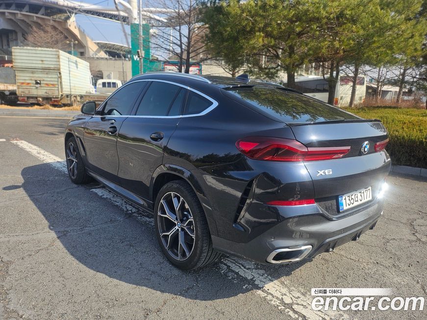 BMW X6 2021