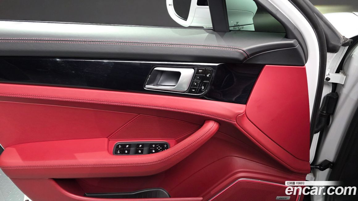 Porsche Panamera 2018