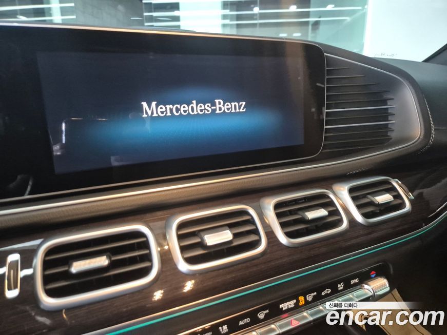 Mercedes-Benz GLE-Class 2021