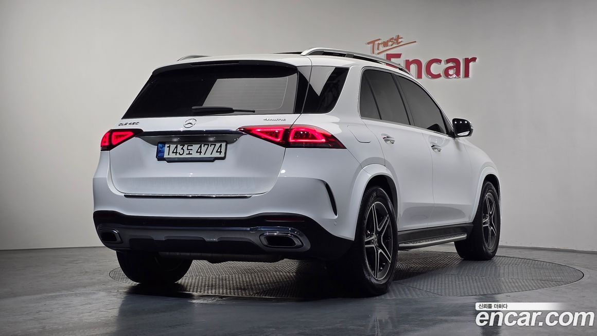 Mercedes-Benz GLE-Class 2021