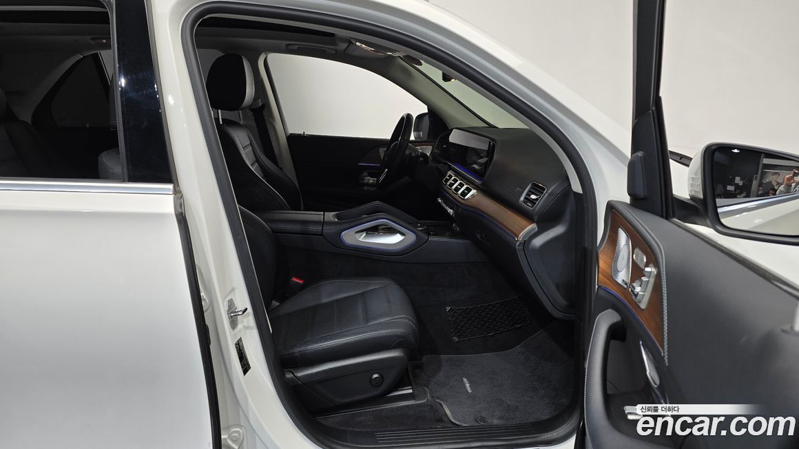 Mercedes-Benz GLE-Class 2021