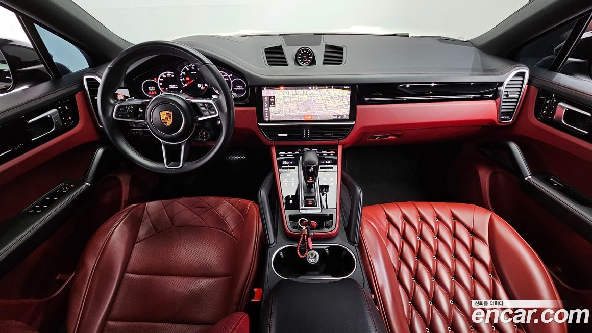 Porsche Cayenne 2021