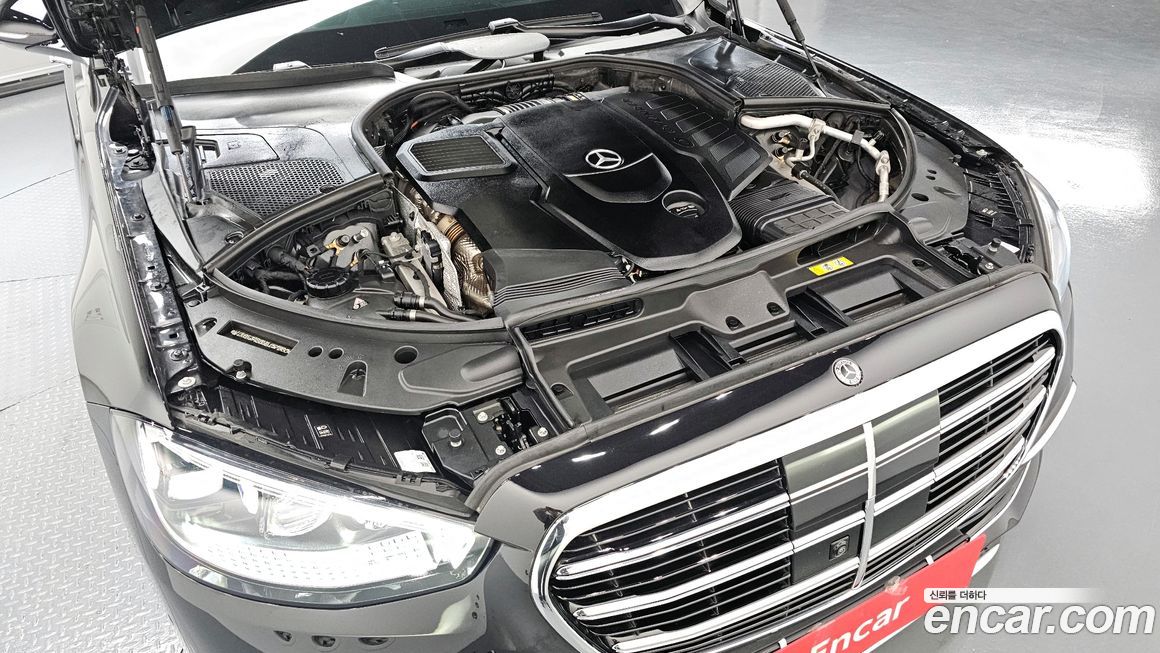 Mercedes-Benz S-Class 2022