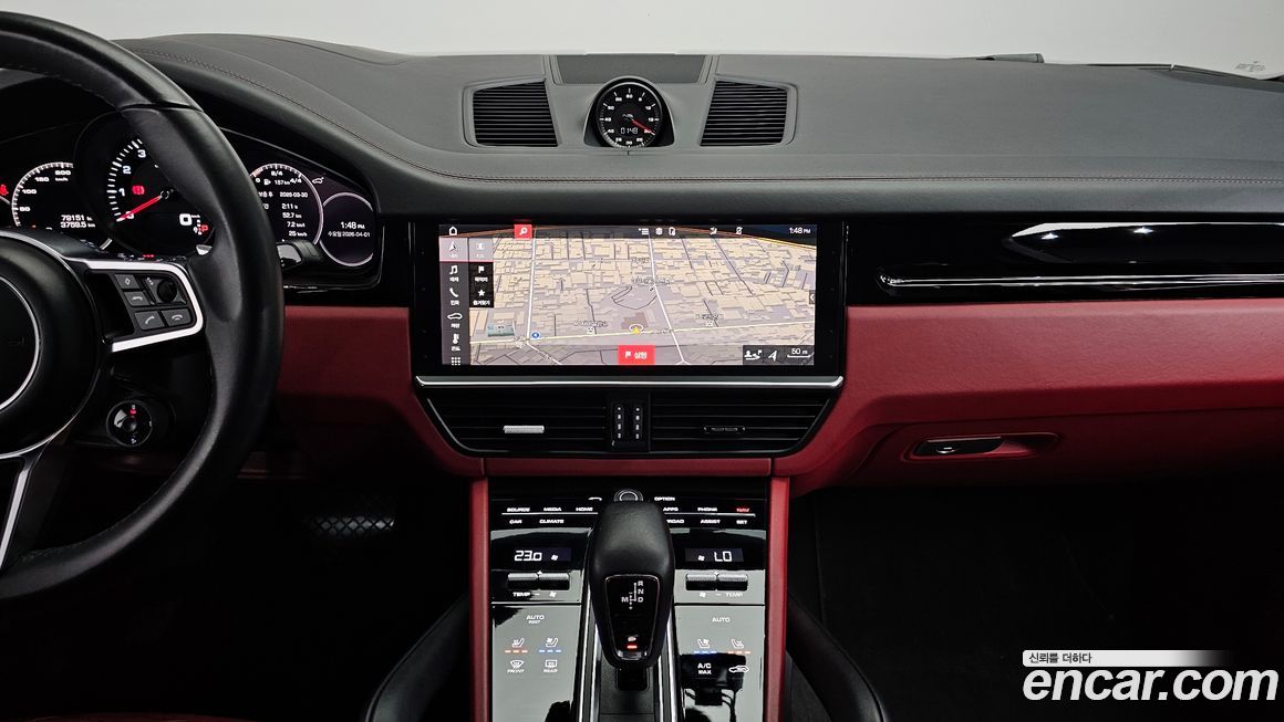 Porsche Cayenne 2021