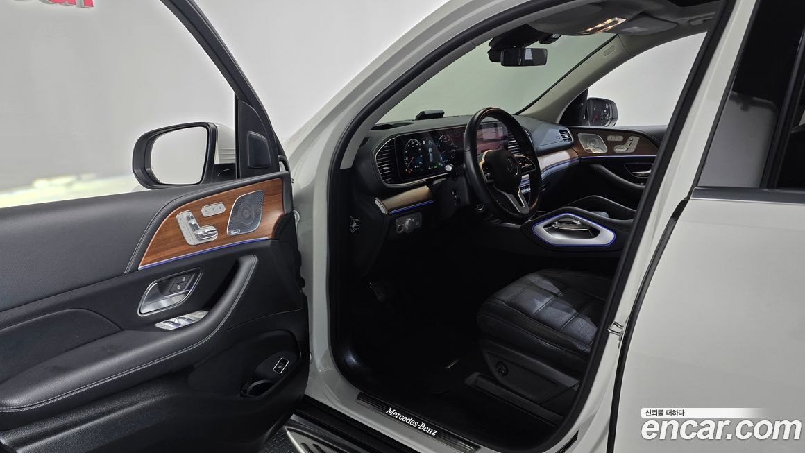 Mercedes-Benz GLE-Class 2021