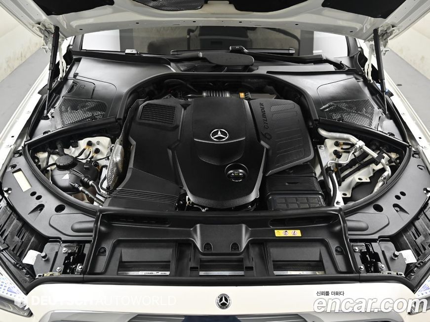 Mercedes-Benz S-Class 2022