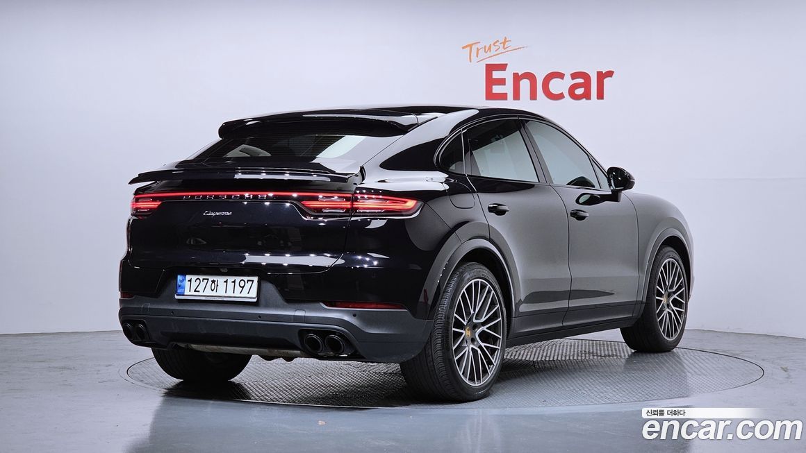 Porsche Cayenne 2021