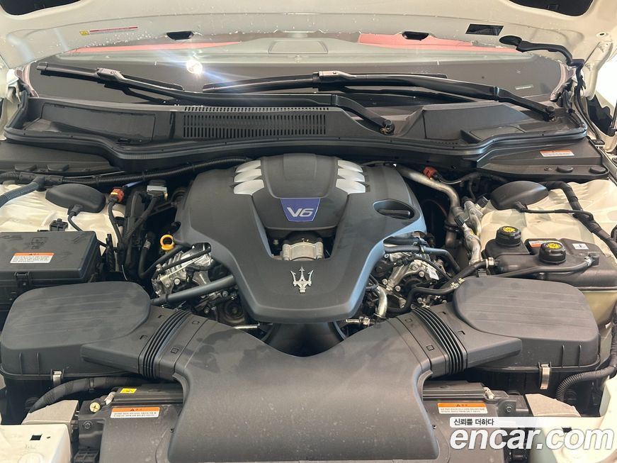 Maserati Ghibli 2023