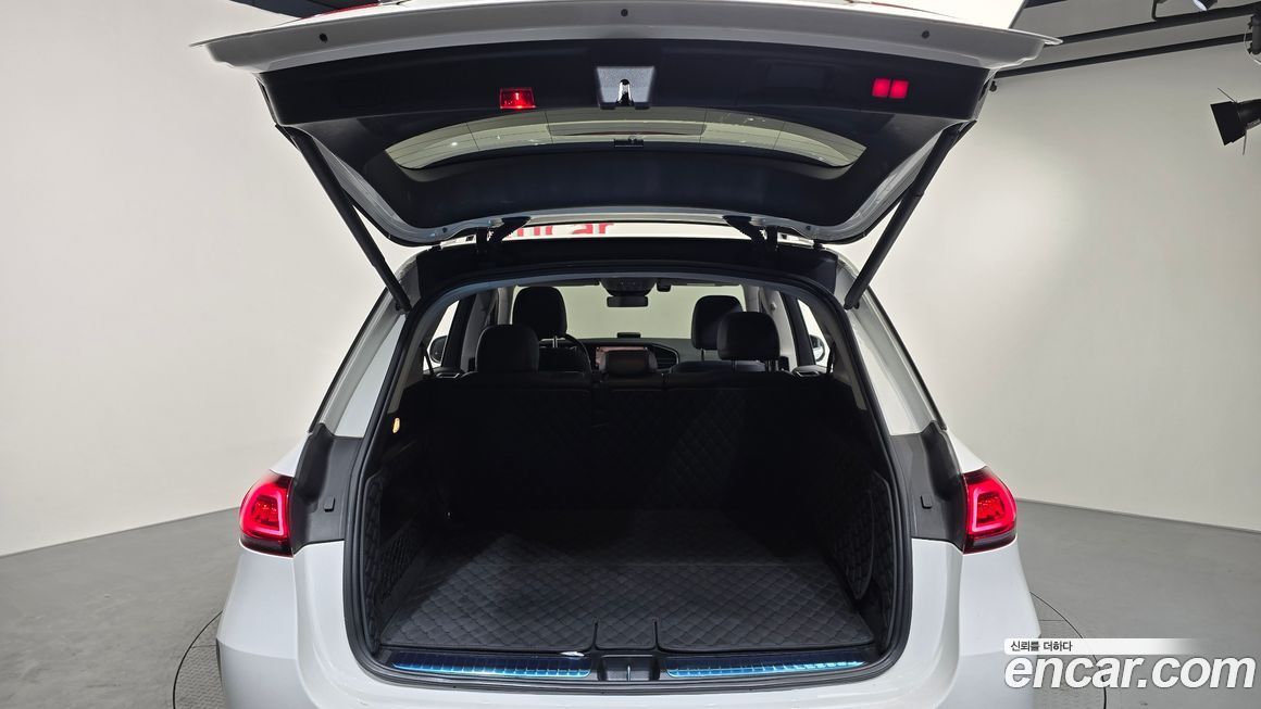 Mercedes-Benz GLE-Class 2021