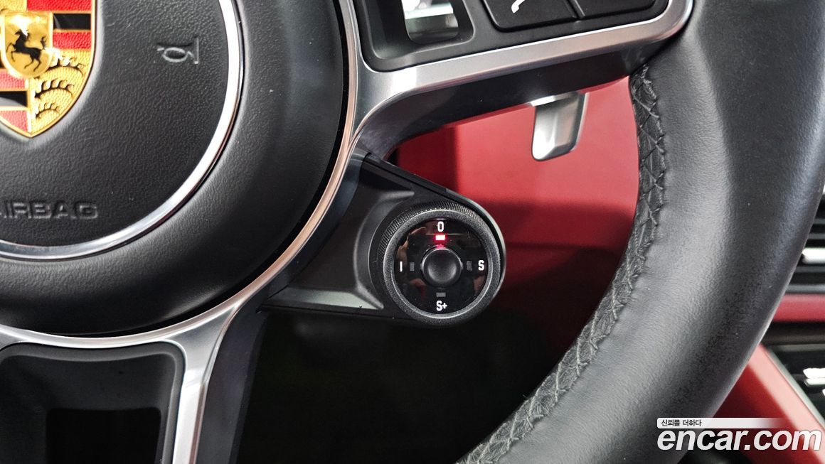 Porsche Cayenne 2021