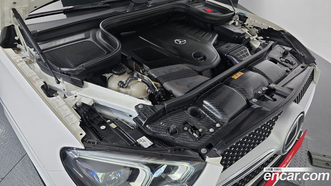 Mercedes-Benz GLE-Class 2021