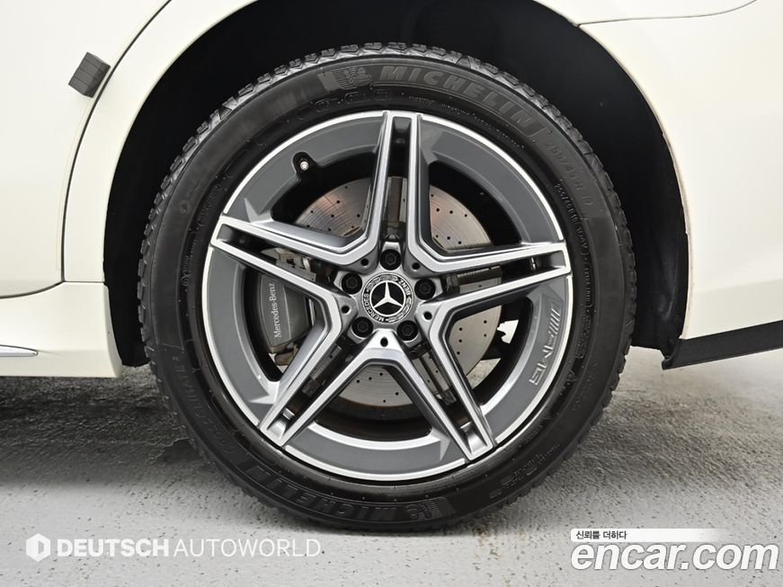 Mercedes-Benz S-Class 2022