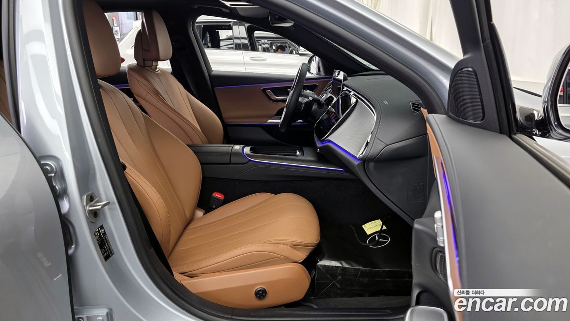 Mercedes-Benz E-Class 2025