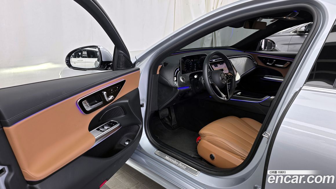 Mercedes-Benz E-Class 2025