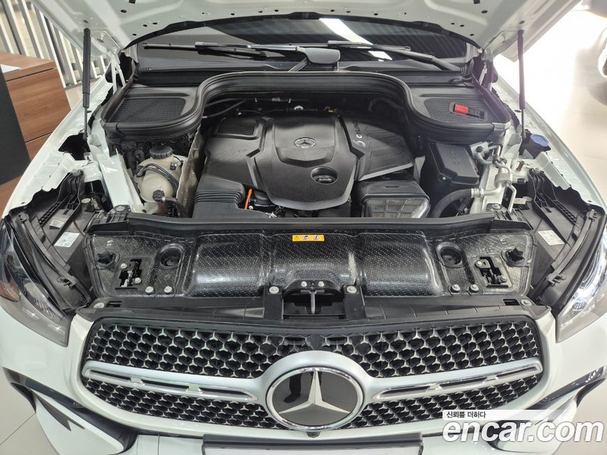 Mercedes-Benz GLE-Class 2023