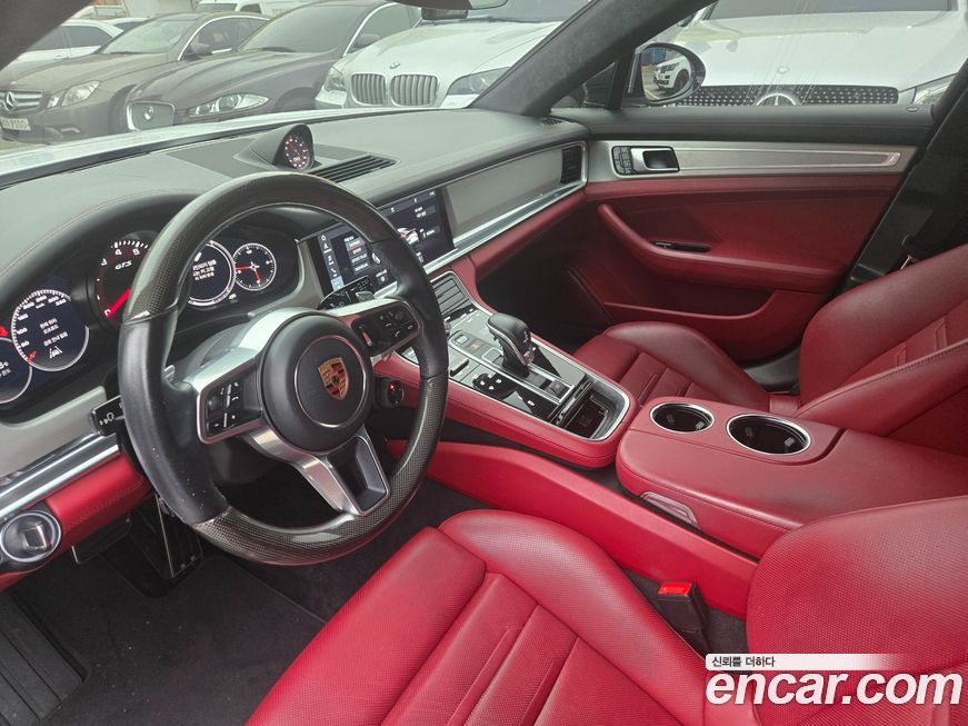 Porsche Panamera 2020