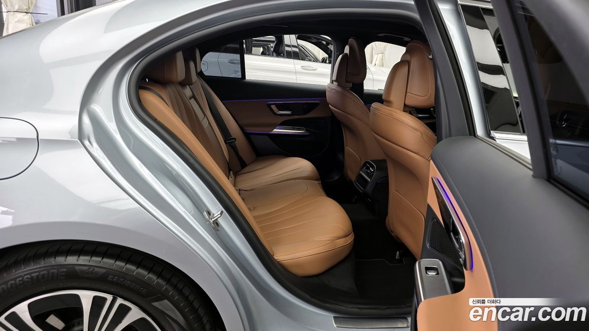 Mercedes-Benz E-Class 2025